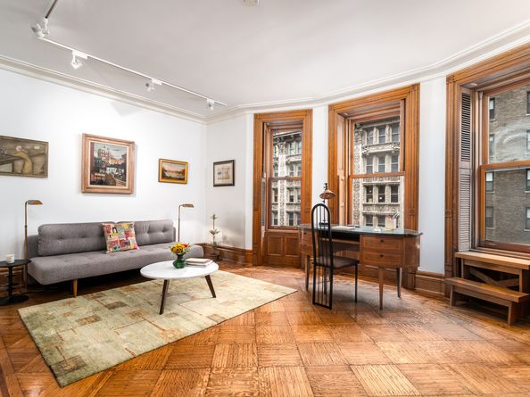 205 West 57th Street 6AC, New York NY 10019