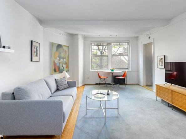 2 Horatio Street 4B, New York NY 10014