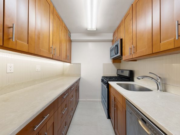 50 Bayard Street 4L, New York NY 10013