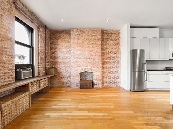 58 West 105th Street 5A, New York NY 10025