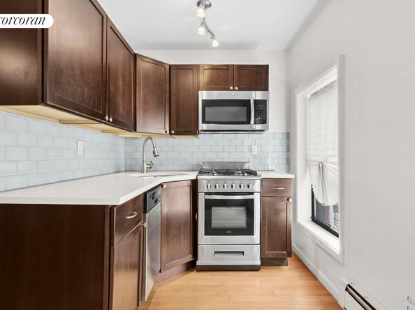 178 Sackett Street, Brooklyn NY 11231