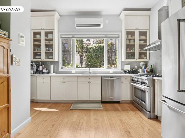 178 Sackett Street, Brooklyn NY 11231