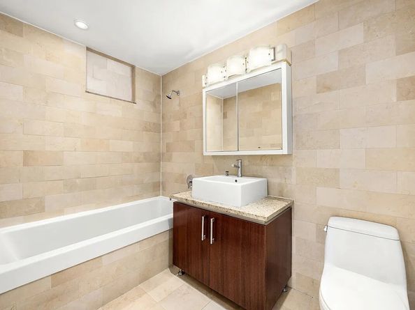 41-26 27th Street 3D, Queens NY 11101
