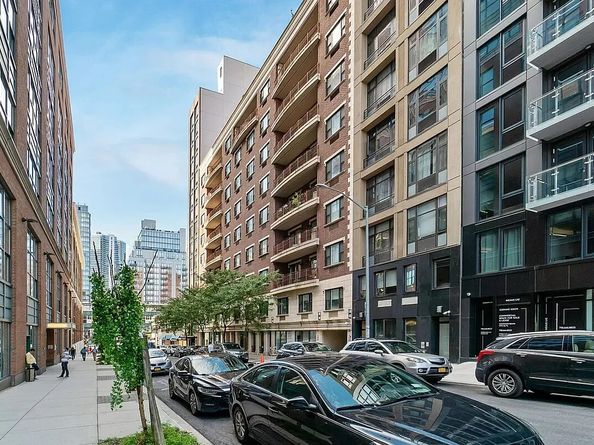 41-26 27th Street 3D, Queens NY 11101