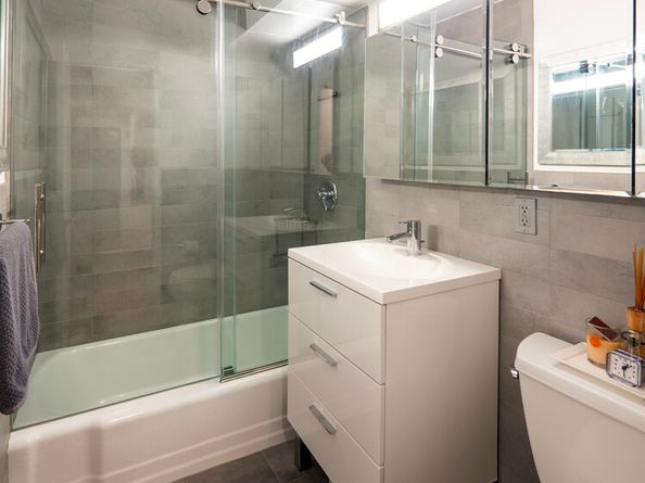 303 West 66th Street 16KW, New York NY 10069