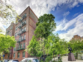 295 West 11th Street 5F, New York NY 10014