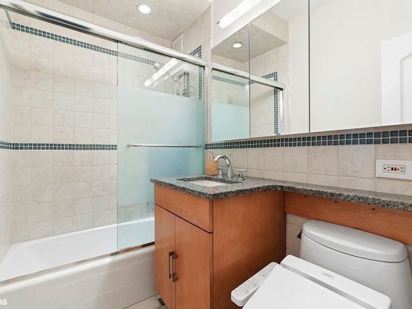 301 East 48th Street 15/16C, New York NY 10017