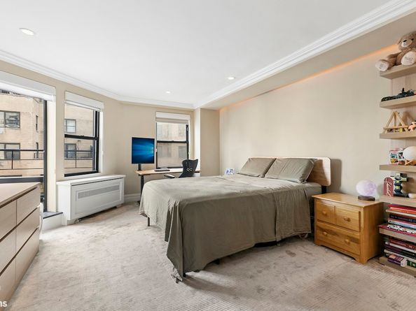 301 East 48th Street 15/16C, New York NY 10017