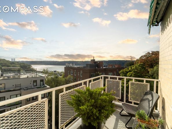 2390 Palisade Avenue 6E, Bronx NY 10463