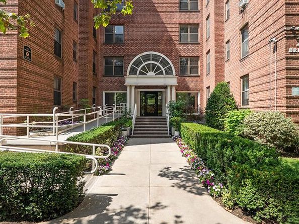 2190 Brigham Street 1D, Brooklyn NY 11229
