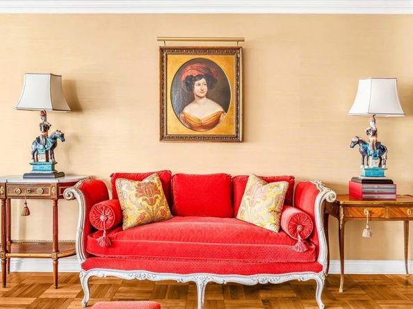 174 East 74th Street 8A, New York NY 10021