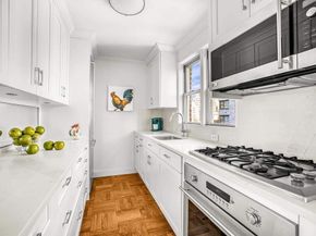 174 East 74th Street 8A, New York NY 10021