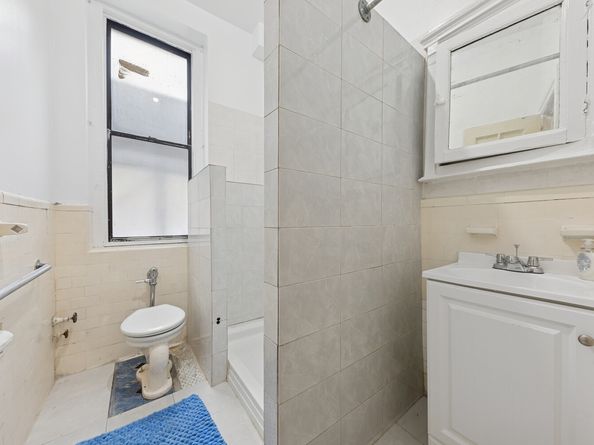 303 West 122nd Street 2, New York NY 10027