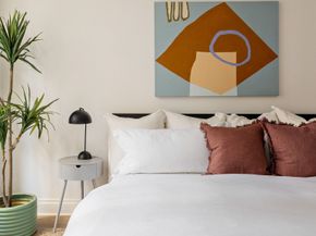 212 East 47th Street 11E, New York NY 10017