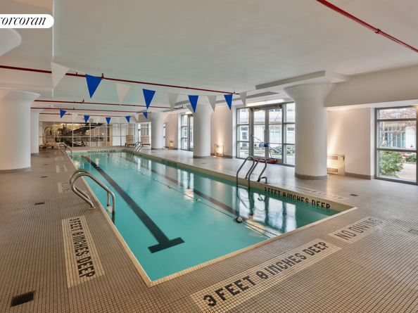 27-28 Thomson Avenue 228, Queens NY 11101