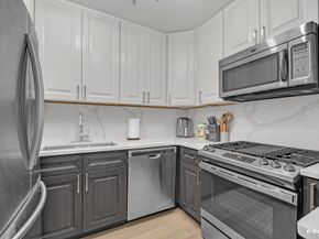 301 East 87th Street 3E, New York NY 10128