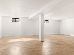 85-15 Wareham Place, Queens NY 00000