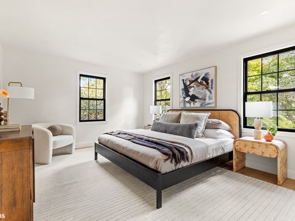 85-15 Wareham Place, Queens NY 00000