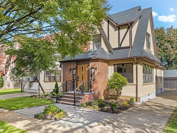 85-15 Wareham Place, Queens NY 00000