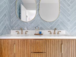 85-15 Wareham Place, Queens NY 00000