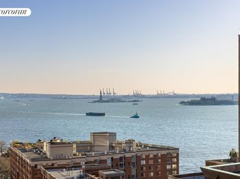 250 South End Avenue