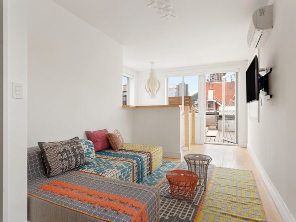 521 West 47th Street PHD, New York NY 10036