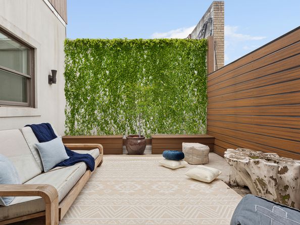 521 West 47th Street PHD, New York NY 10036