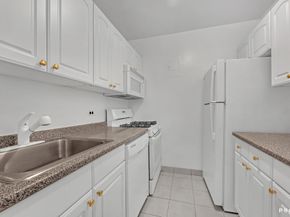 345 East 80th Street 7D, New York NY 10075