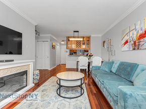 245 East 54th Street 12HJ, New York NY 10022