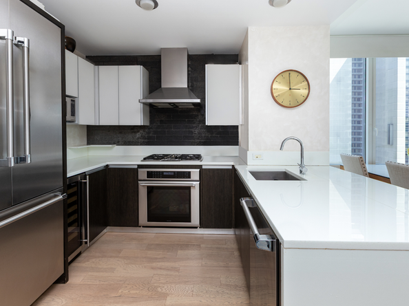 247 West 46th Street 3104, New York NY 10036