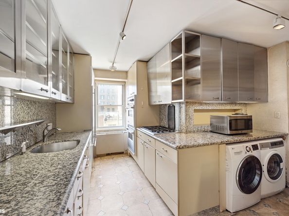 40 East 84th Street 7CD, New York NY 10028