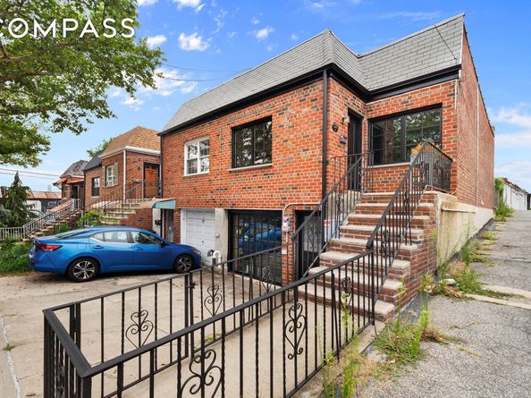 209 Onderdonk Avenue, Queens NY 11385