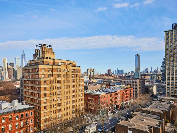 75 Henry Street 8C, Brooklyn NY 11201