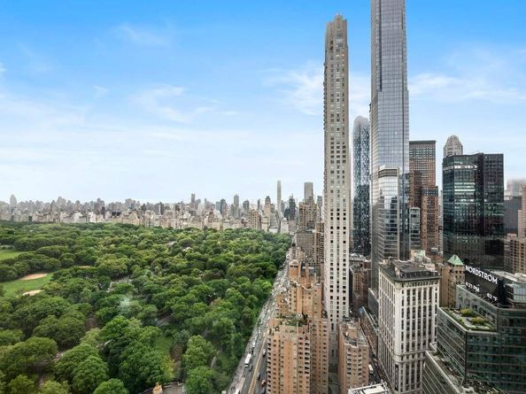 25 Columbus Circle 59D, New York NY 10019