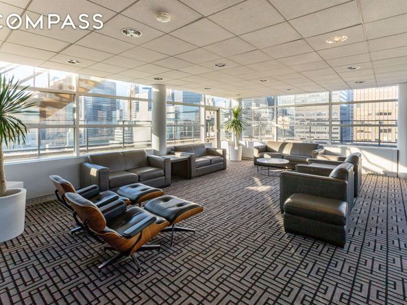 160 East 38th Street 32A, New York NY 10016