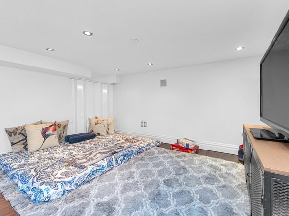 39 Powers Street 2A, Brooklyn NY 11211