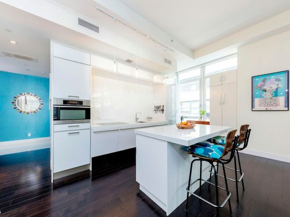 111 Fulton Street 411, New York NY 10038