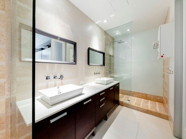 111 Fulton Street 411, New York NY 10038