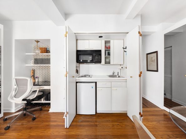 25 Tudor City Place 1309, New York NY 10017