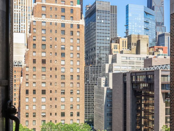 25 Tudor City Place 1309, New York NY 10017