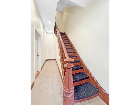 625 Franklin Avenue, Brooklyn NY 11238