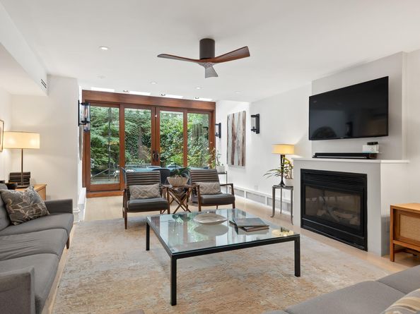 506 East 87th Street, New York NY 10128