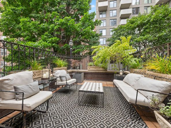 506 East 87th Street, New York NY 10128