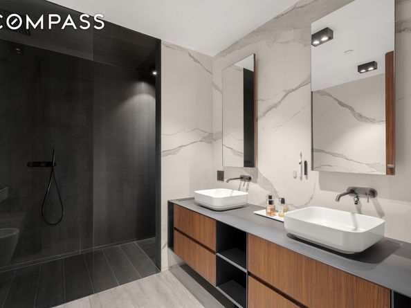 619 East 6th Street 4, New York NY 10009