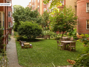 35-25 77th Street B53, Queens NY 11372