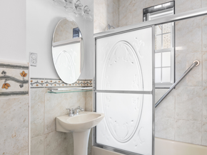 35-25 77th Street B53, Queens NY 11372