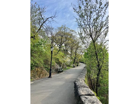 30 Bogardus Place 2B, New York NY 10040