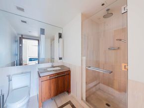 400 5th Avenue 32C, New York NY 10018