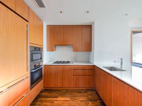 400 5th Avenue 32C, New York NY 10018