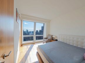 400 5th Avenue 32C, New York NY 10018